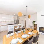 Scenic Elegant With Pool - Five Bedroom Villa *